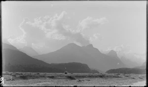A valley surrounded by mountains, [Fiordland National Park, Southland District?]