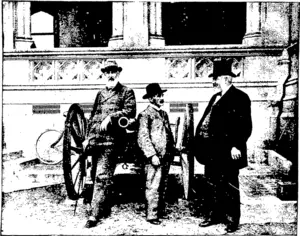 EXTREMES MEET.  Major Steward, the tallest membei of Parliament; Mr. Fred Pirwi, the shoitest; and Mr John Boiluid, the heaviest.  —Beny and Co., Photo. (New Zealand Free Lance, 18 October 1902)