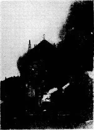 The 1940 patternÂ—a building in A rmentieres ablaze after German bombing. Afmenlieres suffered much in the last ivdr, .and is well ..known to many New Zealanders. ■ .; .... ........... (Evening Post, 26 June 1940)