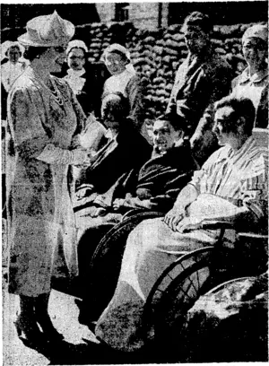 A Royal visit to the Welkouse Hospital at Bamet, England, on June 7, when- the Queen chatted with French and British wounded. (Evening Post, 06 July 1940)
