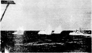 A salvo from a British battleship falling close to an.ltalian battleship of the Conic di Cavour class as she ran for home on July 9 in $jie Bailie c?f the Imiimi Sea. The fleeing icai-slugls gans ate filairilx tFalacfl uhii.fl ike beam, $ji^.&<hQsttrsup*iH (Evening Post, 31 August 1940)