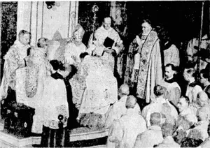 Kissing the^ Archepiscopal Ring after the enthronement of the Most Rev. Bernard Griffin as Archbishop of Westminster in Westjninster Cathedral, London, on January 18, He succeeded, the late Cardinal Hinsley, . • ■' who died last year. (Evening Post, 22 April 1944)
