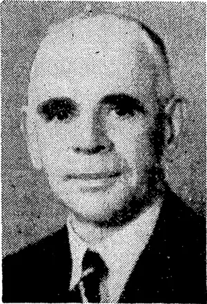 S. P. Andrew.& Sons Thoto. The late Mr. E. TV, G. Poulton, C.B.E. (Evening Post, 26 September 1944)