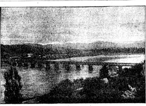 Bine, ph to. .  PART OF EEVELL STREET, HOKITIKX, LOOKING SOUTH.  Kin':, photo.  KANIEEI BEIDGE. (Star, 21 October 1896)