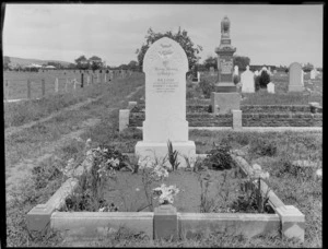 Cemetery plot and headstone of Mr William John Collins, husband of Harriet Collins, who died 21 November 1921, Sydenham Cemetery, Christchurch