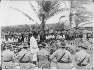Mangiti or presentation of food to NZ troops, Fiji