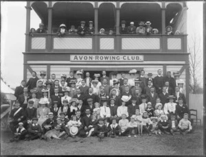 Large group of unidentified men, women and children, outside the Avon Rowing Clubrooms, Christchurch