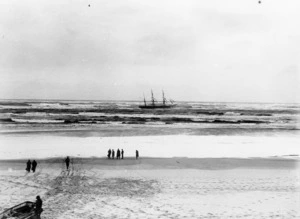 The ship "Joseph Craig" which is stranded at the Hokianga bar