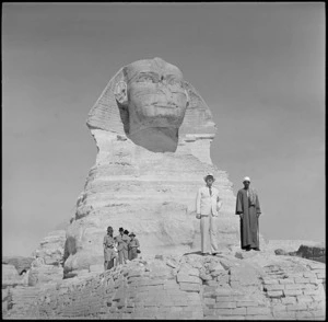 Prime Minister Peter Fraser sightseeing at the Sphinx, Egypt