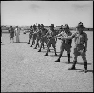 Prime Minister Peter Fraser watches instruction at the NZ Infantry Training Depot, Maadi