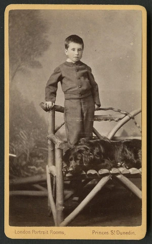 London Portrait Rooms (Dunedin) fl 1864-1875 :Portrait of unidentified young boy