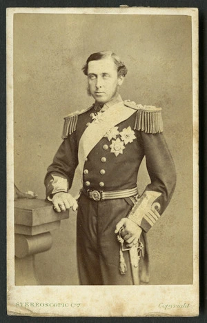 London Stereoscopic Photographic Company (London) fl 1800s :Portrait of unidentified man in uniform