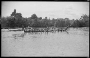 Waka, Waikato River