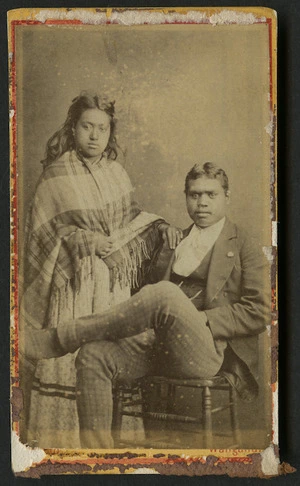 Monkton (Wanganui) fl 1860s-1880s : Portrait of unidentified man and woman