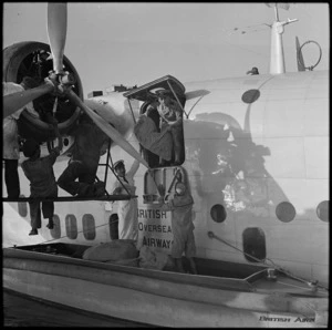 Unloading mail from the Imperial Airways flying boat at Cairo