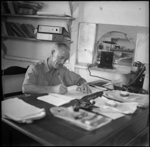 Major W H Alexander, Officer in Charge of 2 Echelon Office, Maadi Camp, Egypt