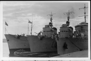Axis destroyers at Piraeus en route to Crete