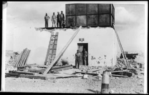 5 NZ Field Park engineers at water tower, Libya