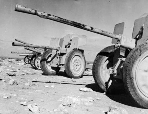 Captured guns near Gazala, Egypt