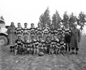 Group portrait of a 2nd New Zealand Expeditionary Force rugby team, Tripoli