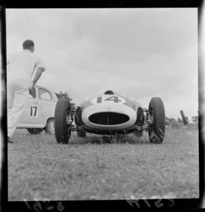 Racing cars at Levin