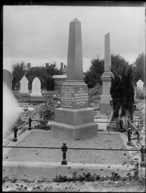 Memorial and grave of Isabella McArthur and Isabella Aitchison McArthur, Addington Cemetery, Christchurch
