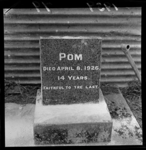 Tombstone of the horse Pom at the Bidwill Estate, South Featherston