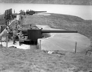 Working the guns at Fort Dorset, Seatoun