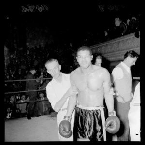 Boxers, Vaughn versus Tuna Scanlan, Wellington Town Hall