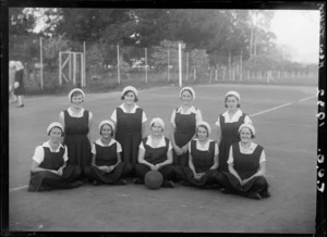 Girls' basketball team, Hastings