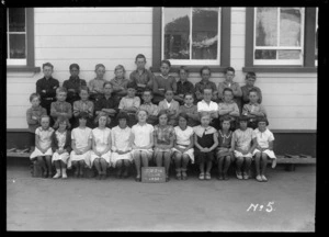 Clive Primary School Standard 3 & 4 class photo, Hawke's Bay District