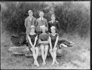 Unidentified young men and women, [members of a swimming team?]