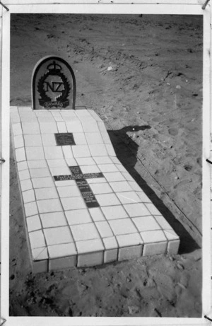 Grave of Private P J Alderton at Sidi Resegh, Libya - Photograph taken by Segeant Malcolmson