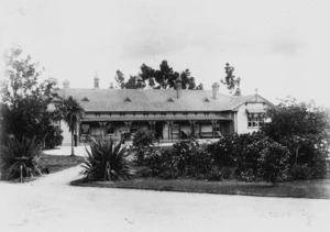 Creator unknown : Photograph of Bathgate House, Rotorua Sanatorium