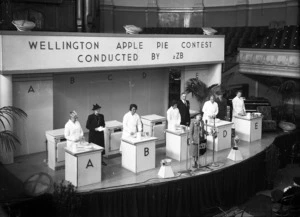 Wellington apple pie contest conducted by radio station 2ZB, showing Aunt Daisy, Town Hall, Wellington