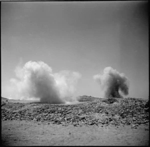Infantry advancing during a 'bombardment', Egypt