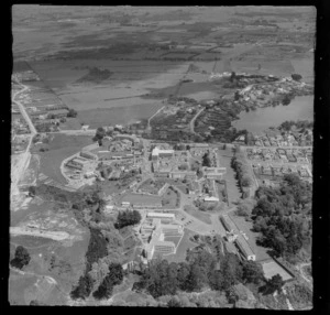 Hamilton, including Waikato Hospital and Lake Rotoroa