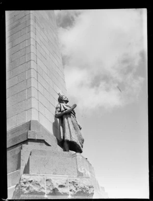 Maori memorial statue, One Tree Hill, Auckland