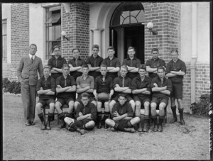 Hastings High School football rugby team in front of building, Hawke's Bay District