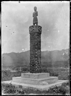 Carved wooden Maori cenotaph at Te Koura Marae, in memory of influenza epidemic