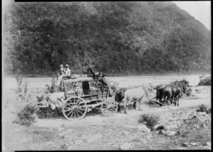 Creator unknown :Photograph of a horse drawn passenger coach, West Coast