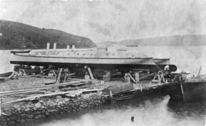 De Maus, David Alexander 1847-1925: Spar Torpedo boat, Port Chalmers