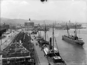 Harbour Board shed, wharf and shipping, on Customhouse Quay, Wellington