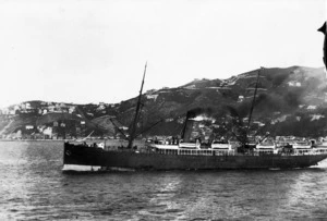 Steamship Monowai, Wellington Harbour