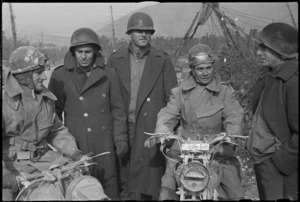 American soldiers with two NZ dispatch riders on 5th Army Front in southern Italy, World War II - Photograph taken by G Kaye