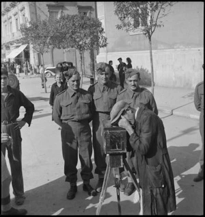 Street photographer in Taranto, Italy, photographing Kiwis on leave, World War II - Photograph taken by George Kaye