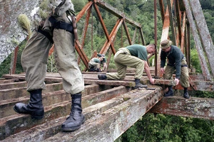 Restoring historic bridge at Reikorangi, Kapiti Coast, New Zealand