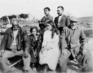 Rīwai and Solomon family members at Manukau, Chatham Island