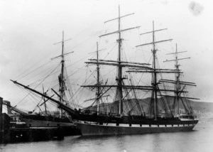 The ship Auckland