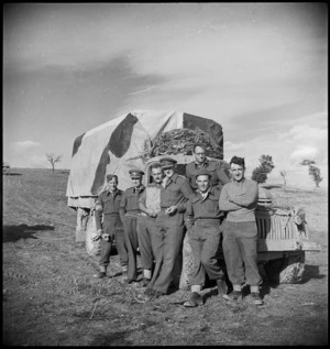 New Zealanders moving forward in Italy, World War II - Photograph taken by George Kaye